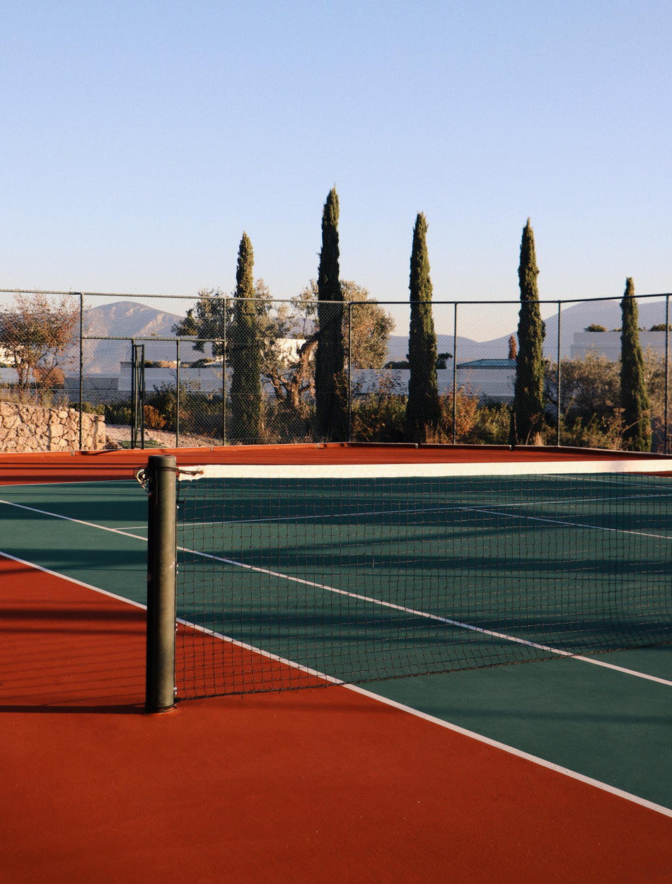 amanzoe_greece_-_resort_tennis_02.jpg