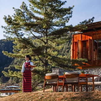 amankora-bhutan-gangtey-lodge-outdoor-dining.jpg