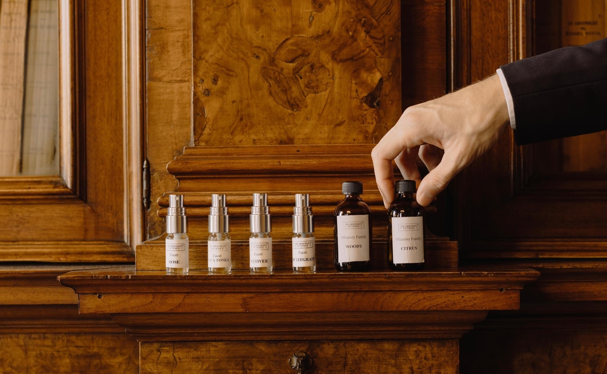 Aman Venice, Italy - Experience, Library, Perfume & Cocktail Experience