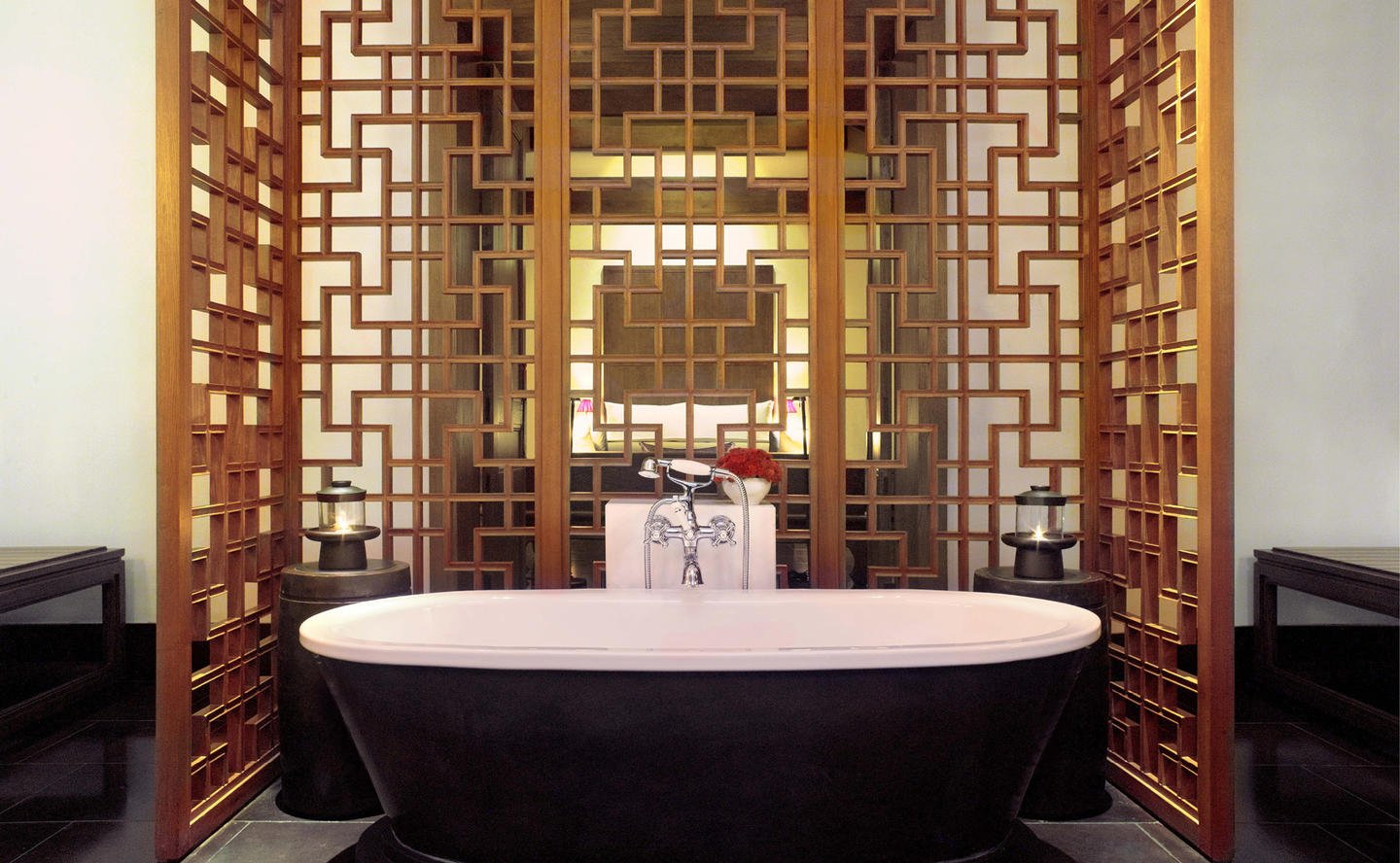 Bathroom, Traditional Courtyard Room - Aman Summer Palace, China