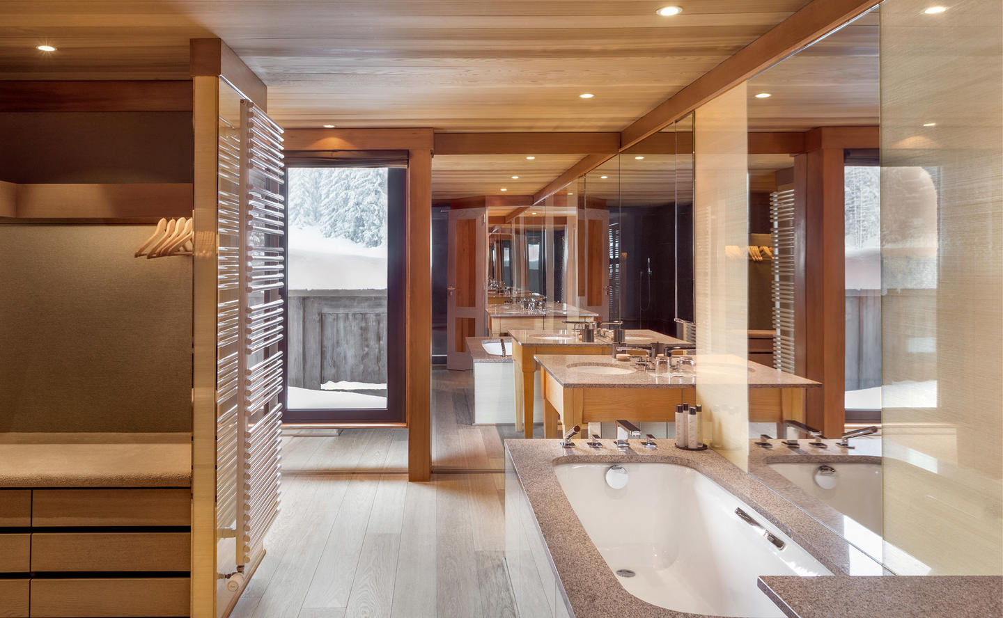 Bathroom, Chambre Ski Piste with Hot Tub, Aman Le Melezin, France