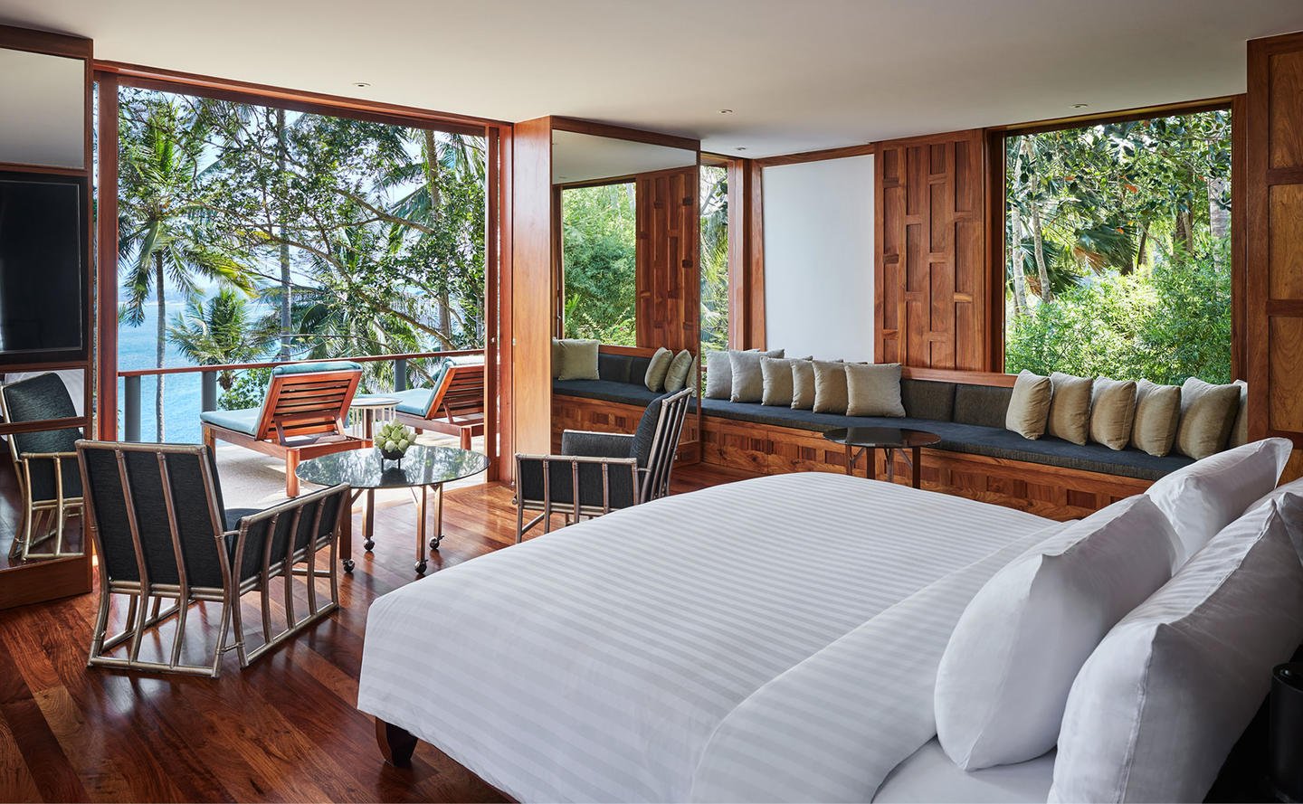Bedroom, Four-Bedroom Ocean Villa, Amanpuri, Thailand