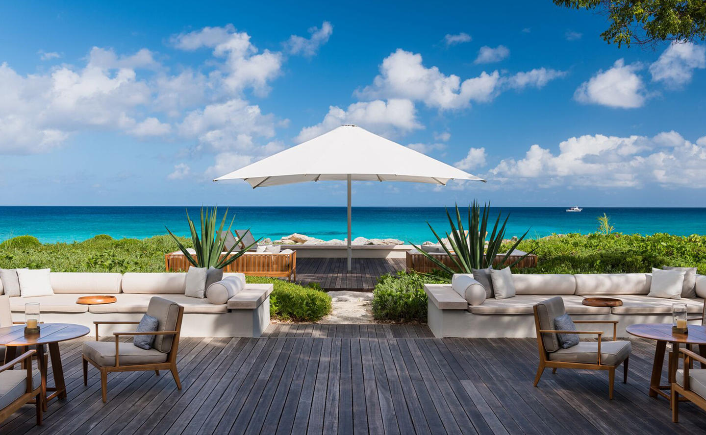 Dining Terrace, Five-Bedroom Artist Villa - Amanyara, Turks & Caicos