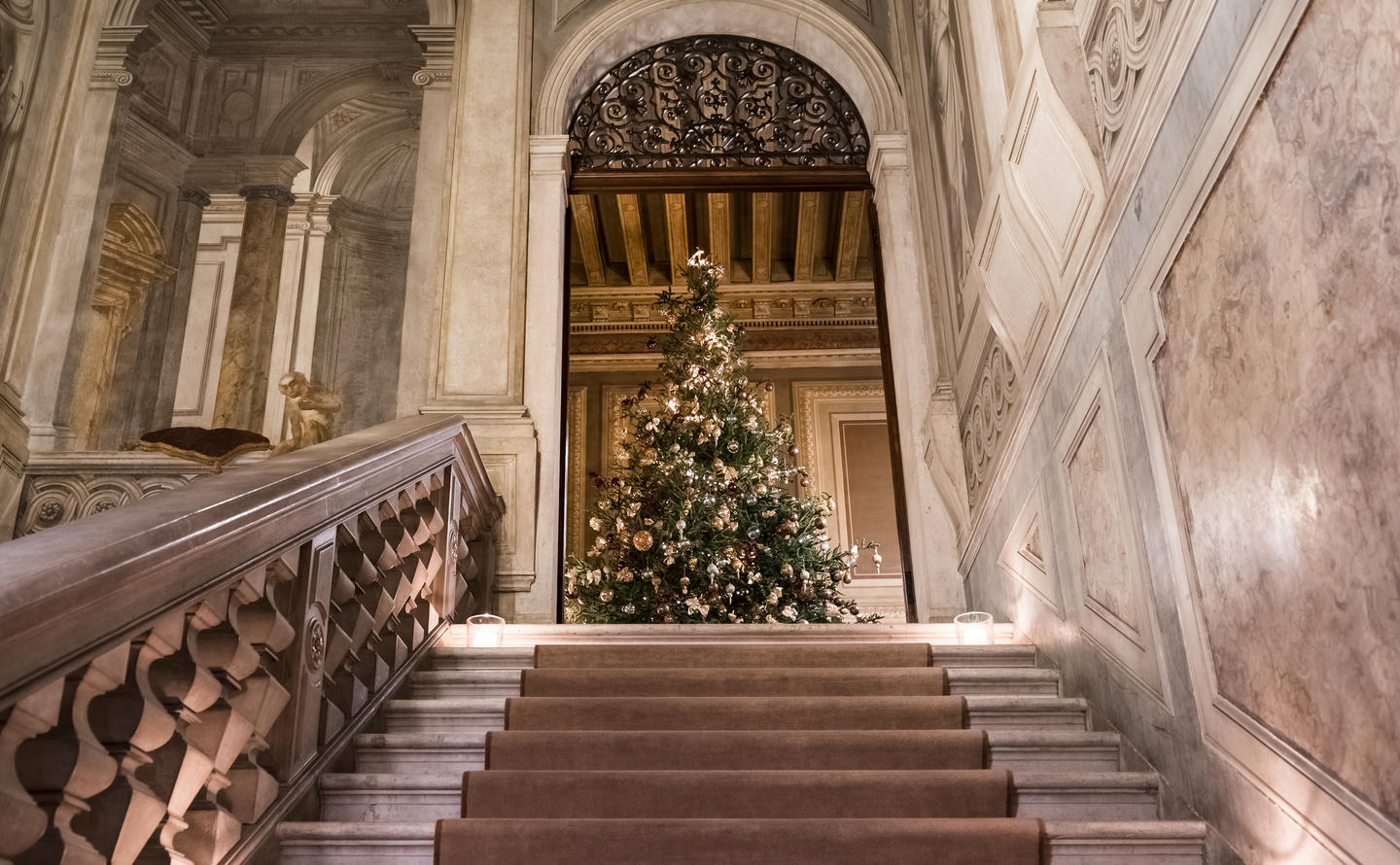 Aman Venice, Christmas tree