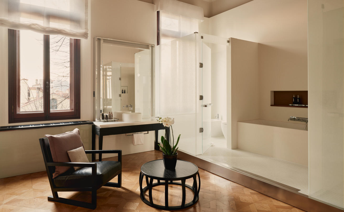 Aman Venice, Italy - Accommodation Coccinas Apartment Palazzo Stanza Bathroom