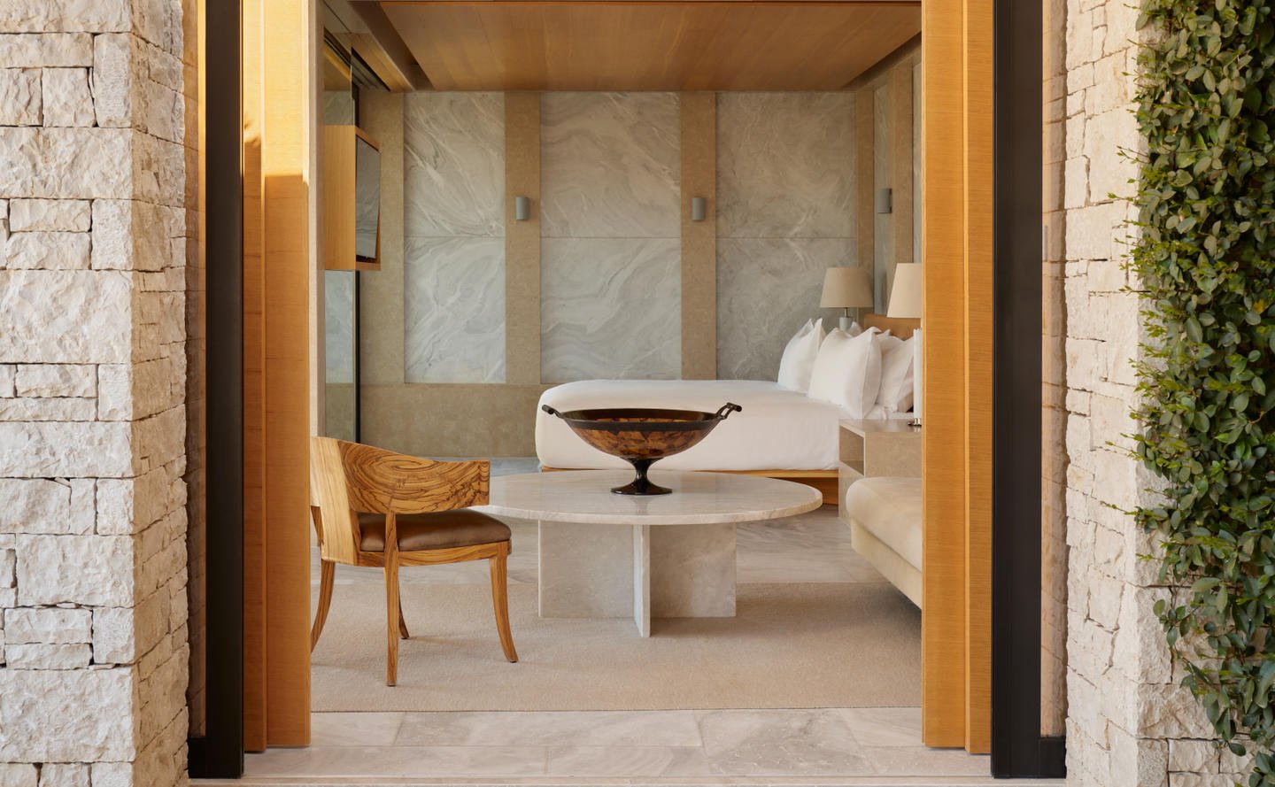 amanzoe-accommodation-pavilion-bedroom