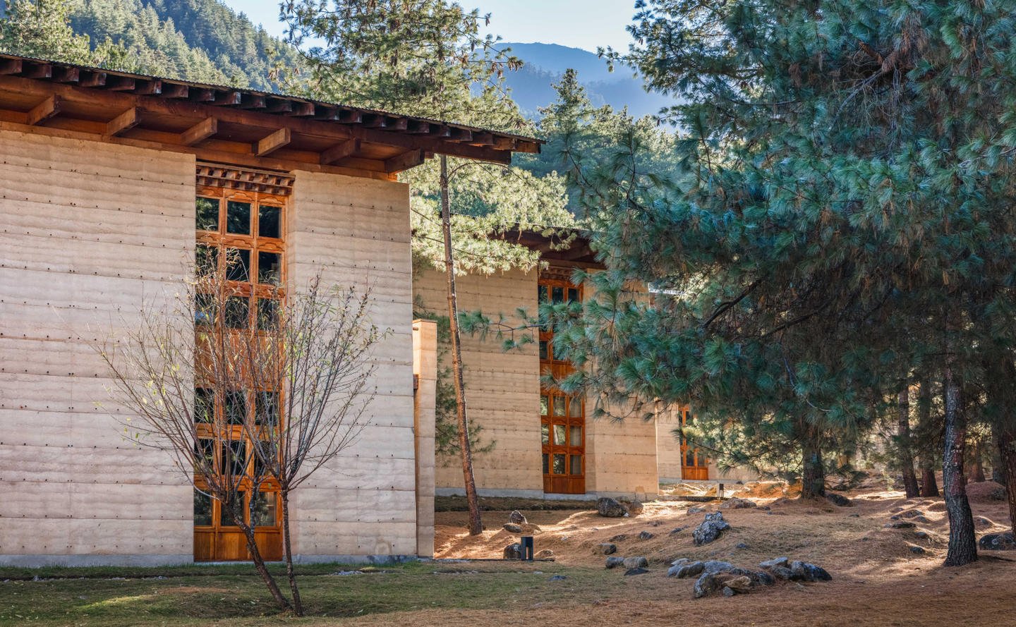 Amankora-Bhutan-Paro-Lodge-exterior