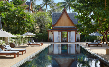 Drei-Schlafzimmer-Villa mit eigenem Pool und thailändischem Pavillon bei Amanpuri Resort, Thailand.
