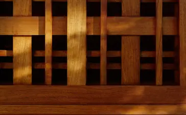 Terraza Casa Grande en Amanera, resort de República Dominicana, con suelo de madera y luz solar.
