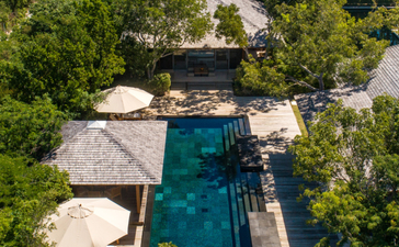 Vue aérienne de la villa cinq chambres avec plage privée à Amanyara, resort aux Turks et Caïcos.