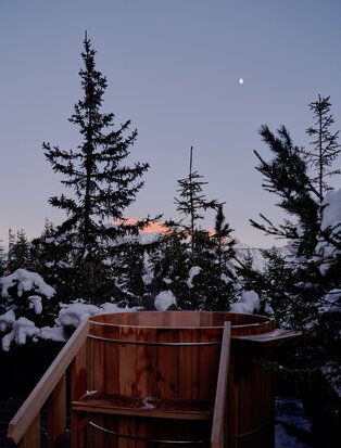Suite avec baignoire vue sur les pistes, Aman Le Mélézin.
