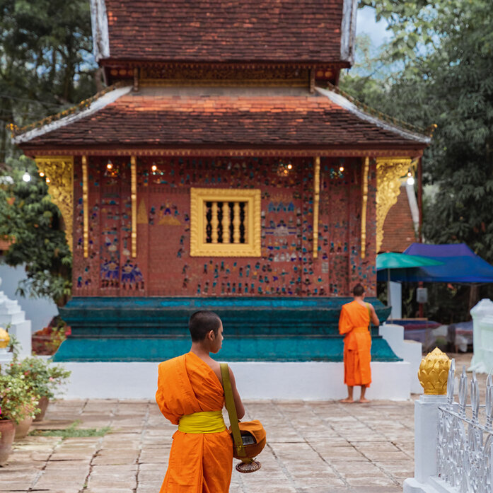 Amantaka, Laos - Cultural sites, Monks