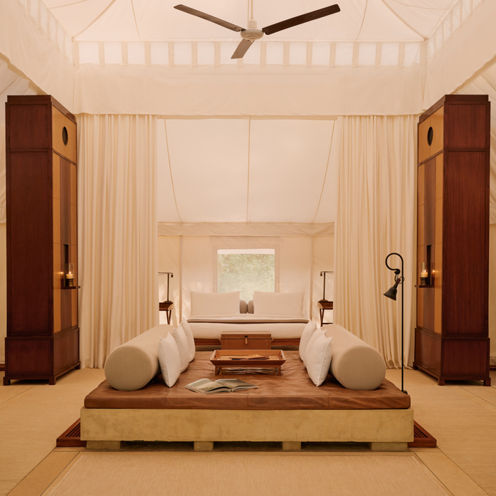 Aman-I-Khas- India, Tents