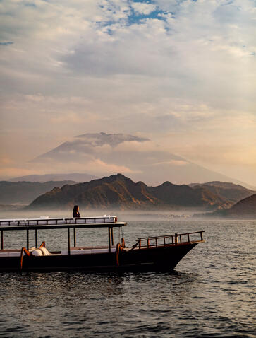 Amankila_Sunrise_Cruise