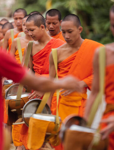 AMANTAKA_Alms_Offering