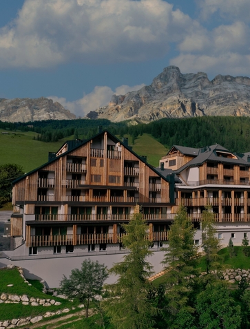 Aman Rosa Alpina, Italy - Exterior