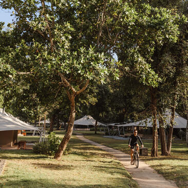 Amanwana, Indonesia - Moyo Island - Cycling, Experience