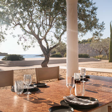 Amanzoe Nura