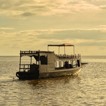 Amansara, Cambodia – Experience, Amanbala Sunset Cruise, Tonle Sap Lake