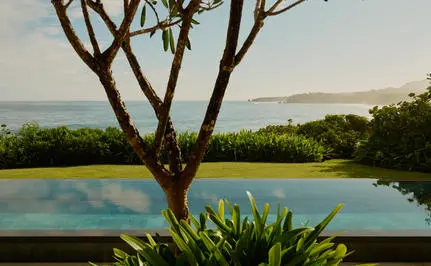 Casita con piscina infinita y vistas al paisaje en Amanera resort.