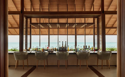 Sala de playa del resort con vistas al océano desde Amanyara, Turks y Caicos.