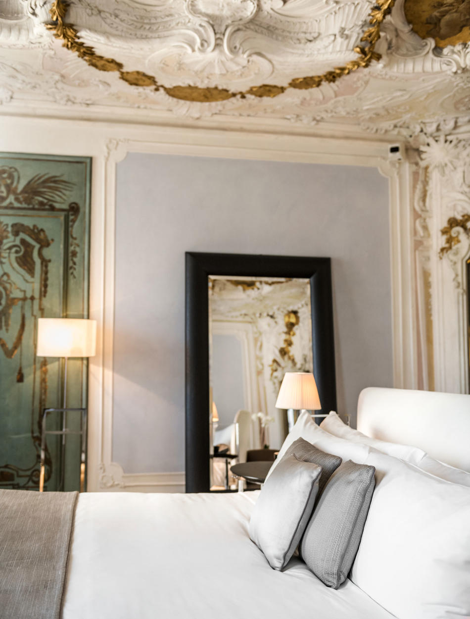 Bedroom with Ceiling Fresco, Alcova Tiepolo Suite - Aman Venice, Italy 