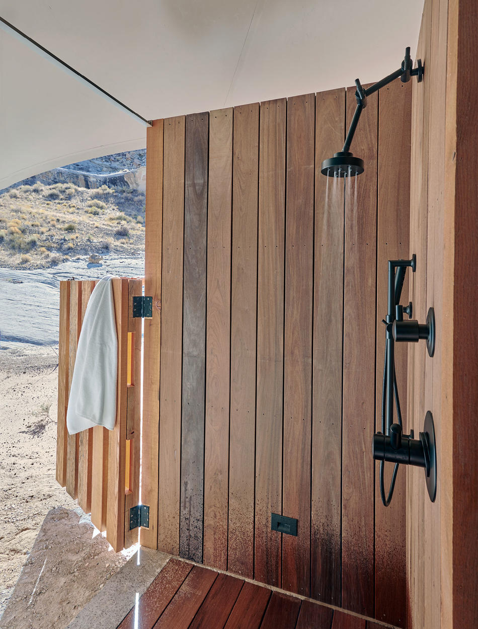 Outdoor Shower, Sunset Pavilion, Camp Sarika, Amangiri, Utah, USA