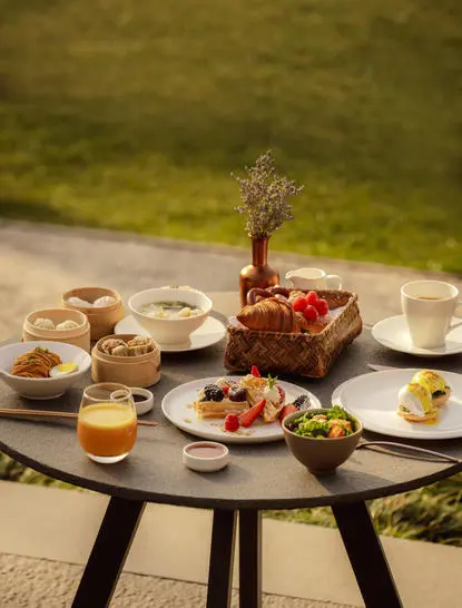 Amanyangyun, China - Breakfast