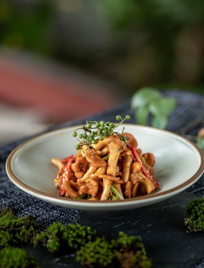 Amandayan, China - Dining