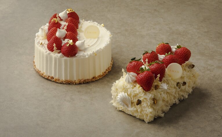 Aman Tokyo Christmas cake with fresh strawberries and cream topping.