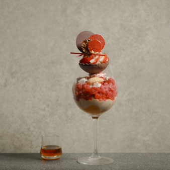 aman_tokyo_lounge_strawberry_parfait_sq